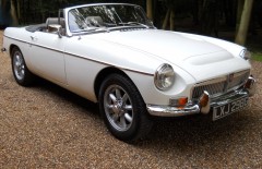 MGB V8 Roadster (LXJ298G)