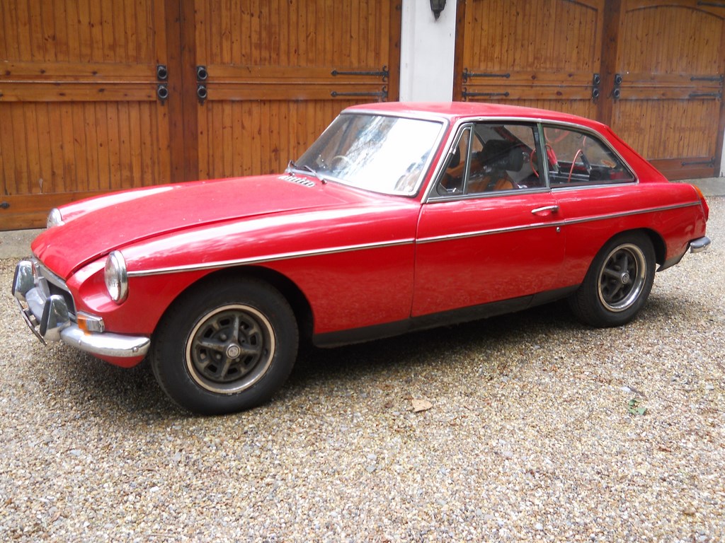 MGB GT 1972 Restoration Project (HFL466L)