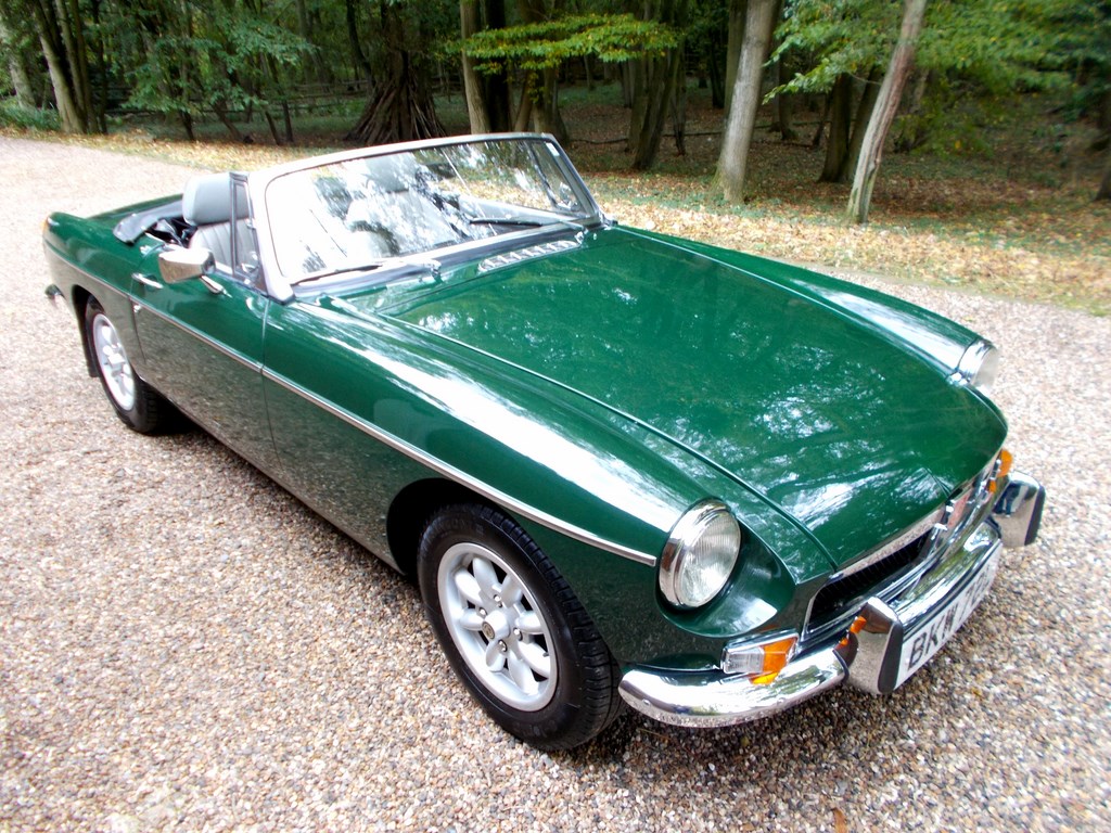 MGB Roadster 1973 Older Restoration (BKW72L)