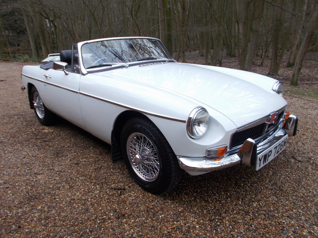 MGB Roadster 1974 Restored (YWP726M)