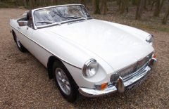 MGB Roadster 1971 Heritage Shell Rebuild (TJA261J)