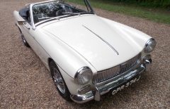 MG Midget 1968 Old English White 1275cc (OPR374J)