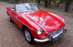 MGB Roadster AUTOMATIC 1971 Heritage Shell Rebuild (FPE747J)