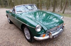 MGB Roadster 1972 Heritage Shell Rebuild (WNO822L)