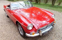 MGB Roadster 1963 Mk1 Bare Tub Rebuild (USL 292)