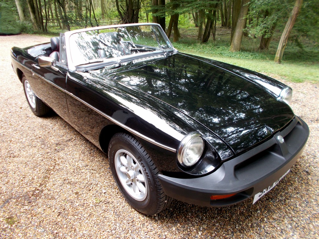 MGB Roadster 1976 Older Restored (SNW127R)