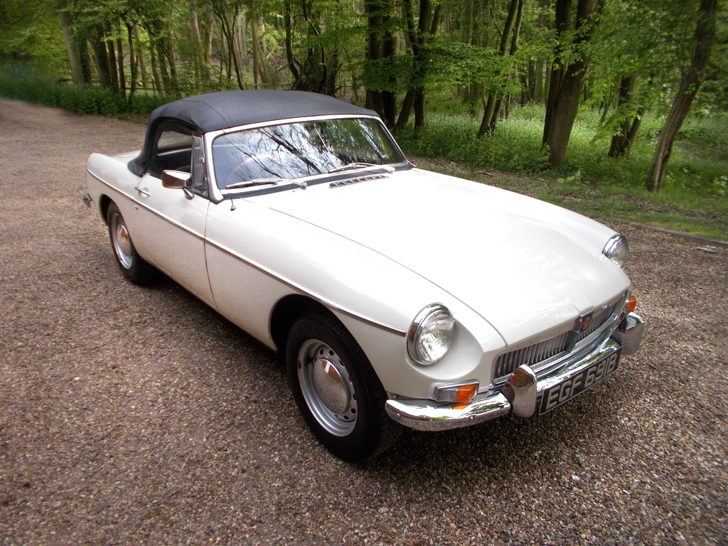 MGB Roadster 1964 Older Restored (EGF691B)