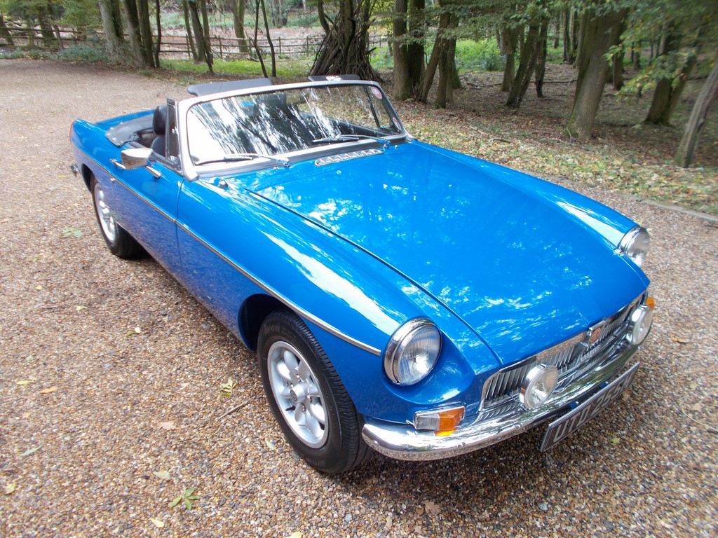 MGB Roadster 1974 Comprehensive Rebuild (UTD255M)