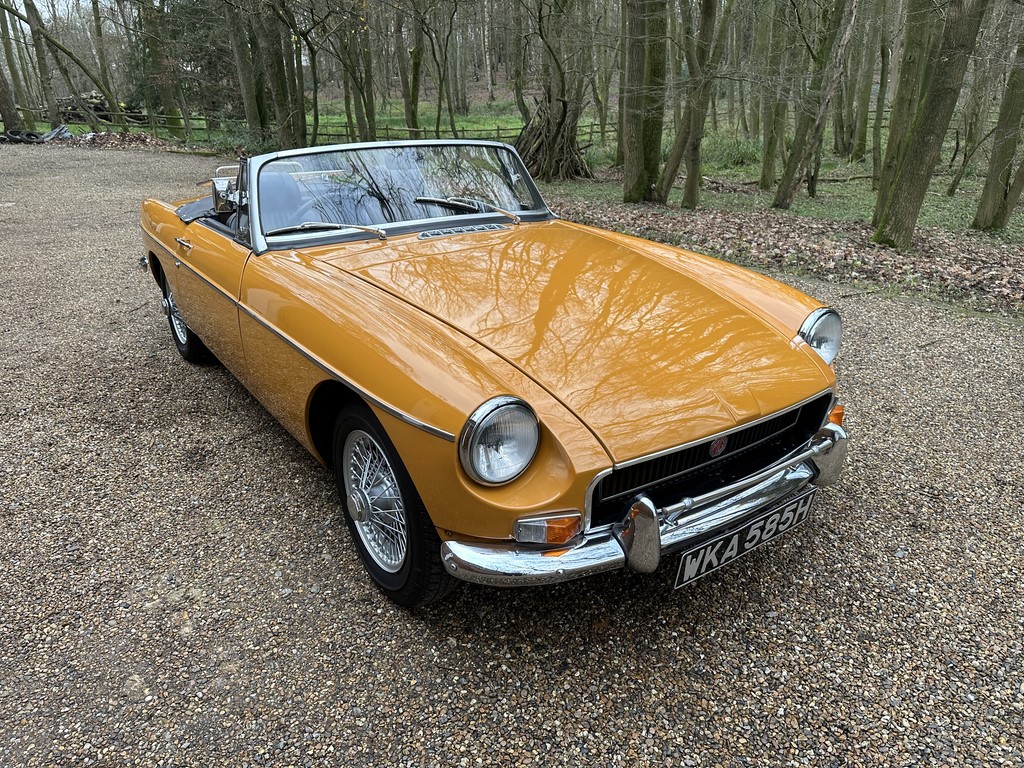 MGB Roadster 1970 Older Bare Shell Rebuild (WKA585H)