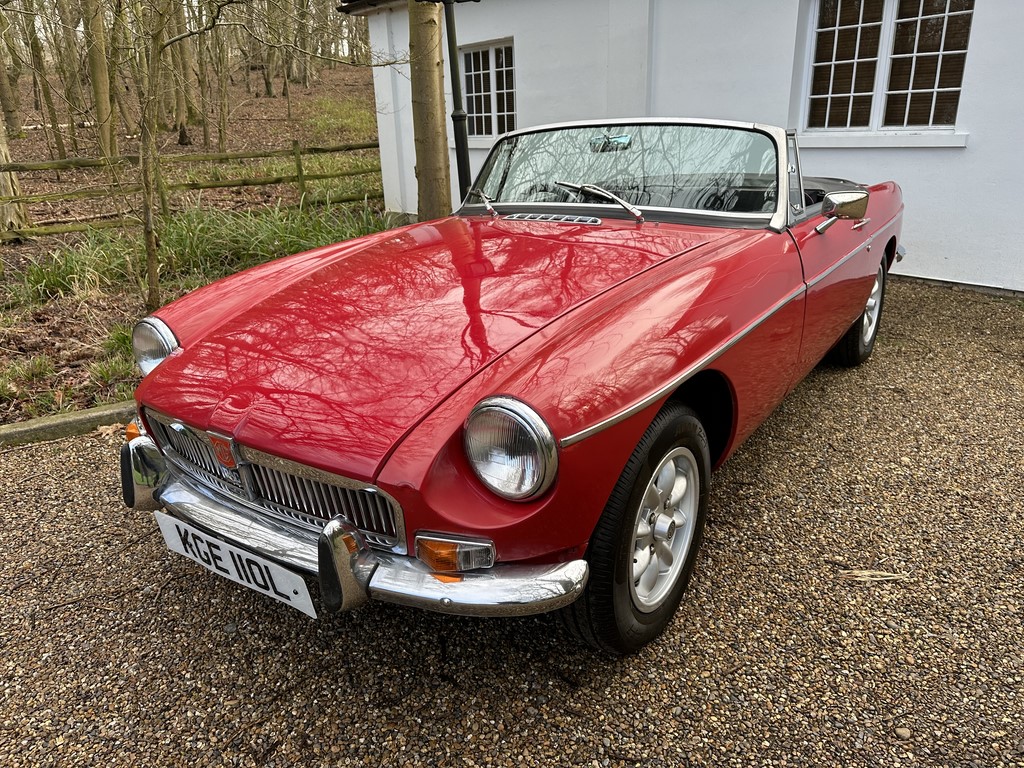 MGB Roadster 1973 Older Restored  (KGE110L)