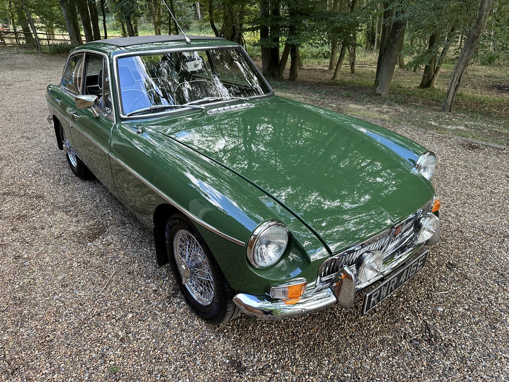 MG BGT 1967 Comprehensively Restored with 5 Speed Gearbox (RWR416E)