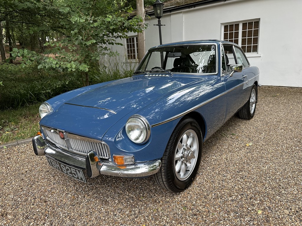 MG BGT 1973 Power Steering (YBH926M)